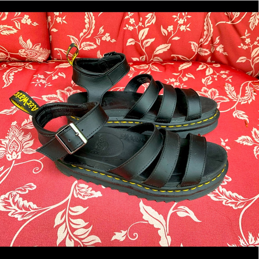 Dr Martens Blair Hydro leather sandals